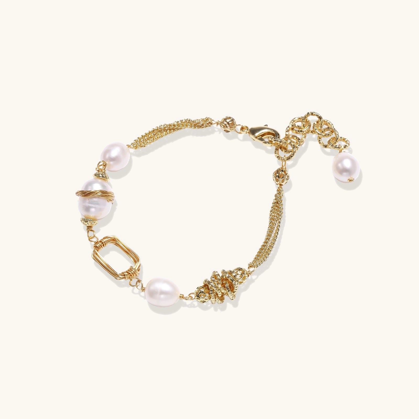 Bracelet Chaîne Perle Dorée