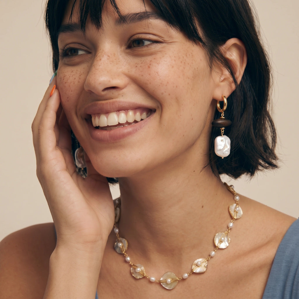 Collier de Perles Feuille Dorée