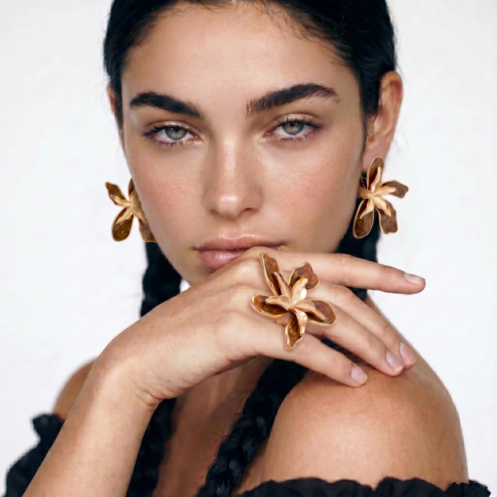 Boucles d'Oreilles Déclaratives Pétale Doré